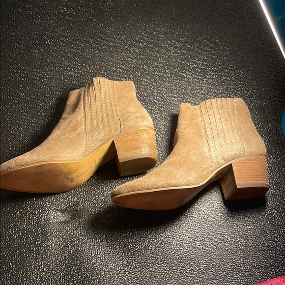Dolce Vita Tan Suede Ankle Booties with Elastic Panels - Picture 3 of 6